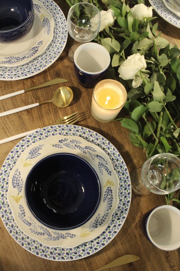 Stylish Holiday Table Setting