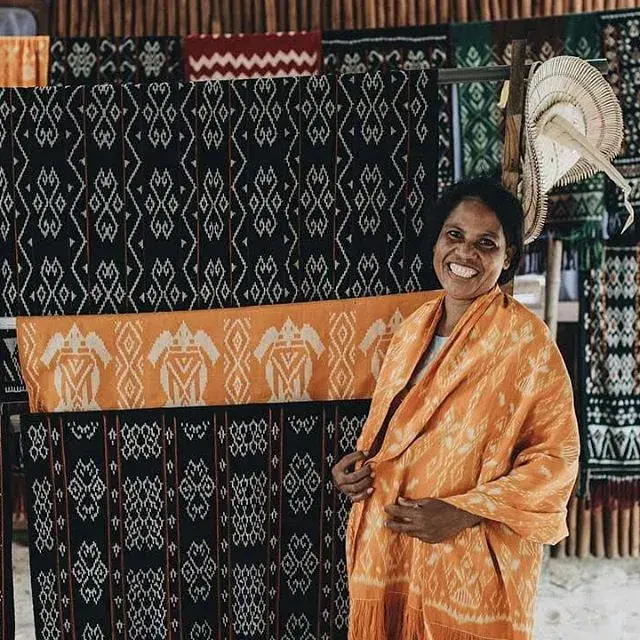 Mengenal Sejarah Tenun Ikat yang Memikat 2